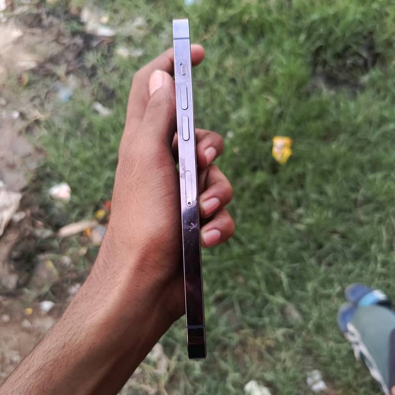 iPhone 14 Pro Max 9