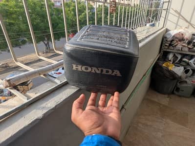Honda125 seats