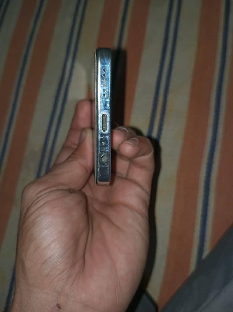 Tecno CAMON 20 1