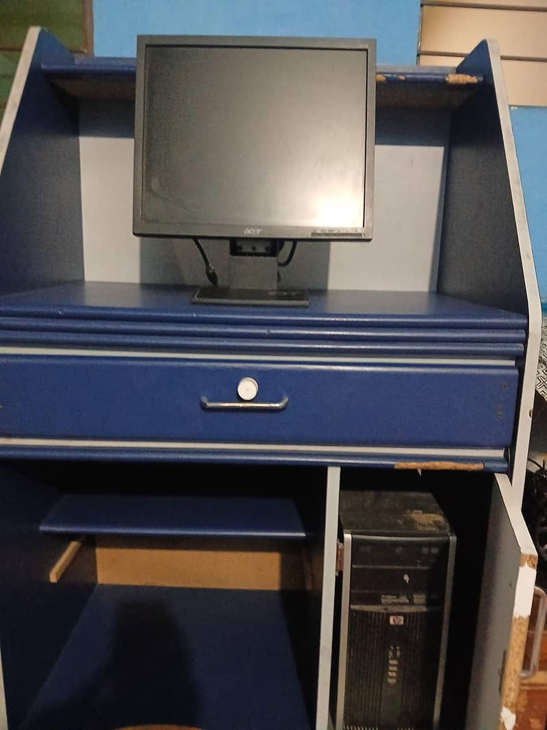 cpu lcd trolly 9