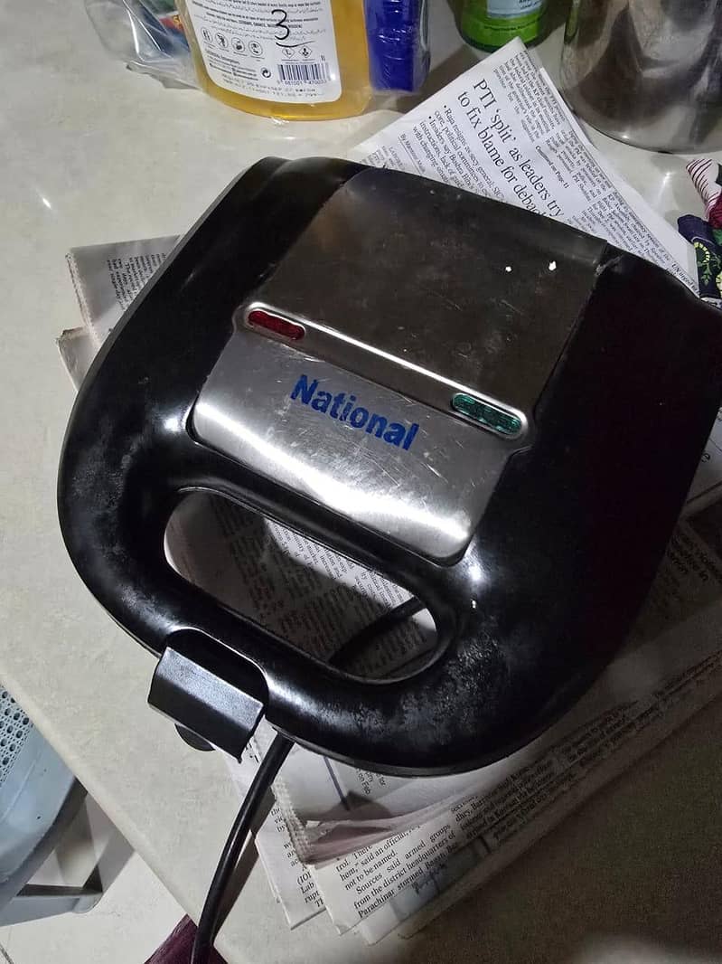 sandwich maker 4
