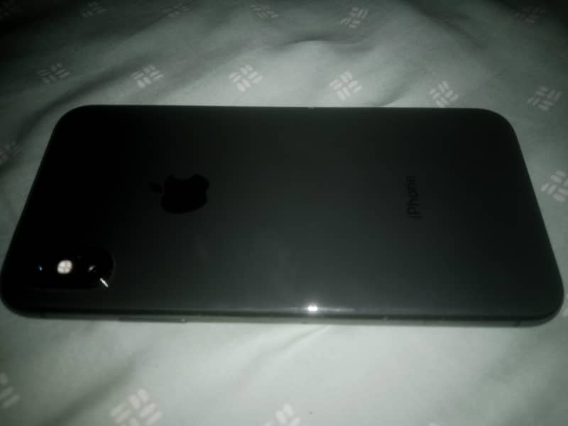 Apple iPhone X 1