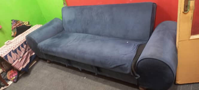 Sofa combed for sale.