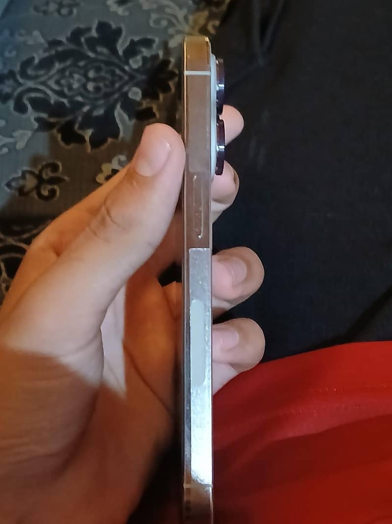 iphone 14 pro 1