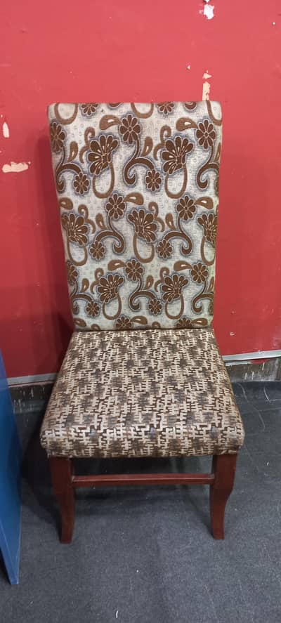 2 wooden chair and 1 sinlge sofa for sale.