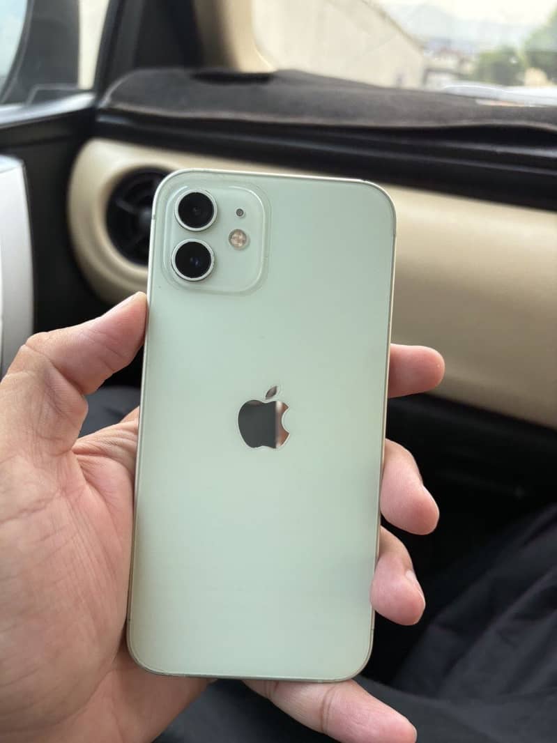 Apple iPhone 12 2