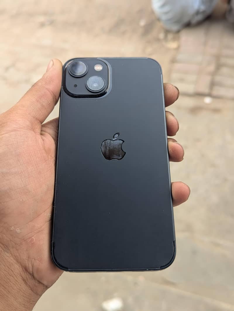 Apple iPhone 13 0