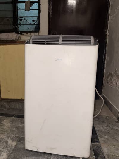 Midea Portable AC