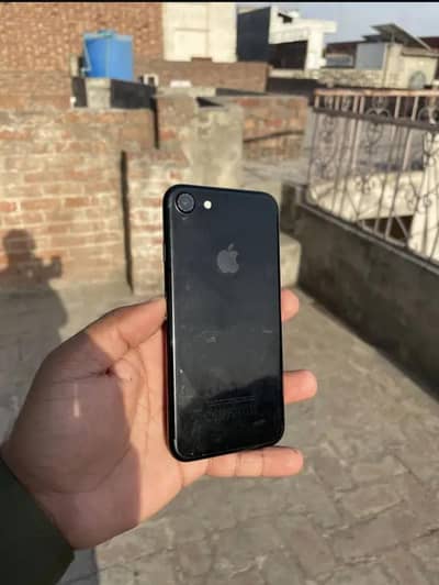 Apple iPhone 7 128 gb official pta approved