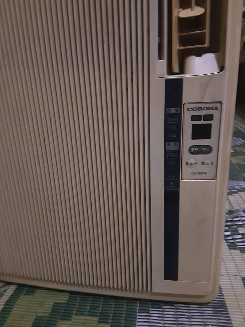 window AC 0