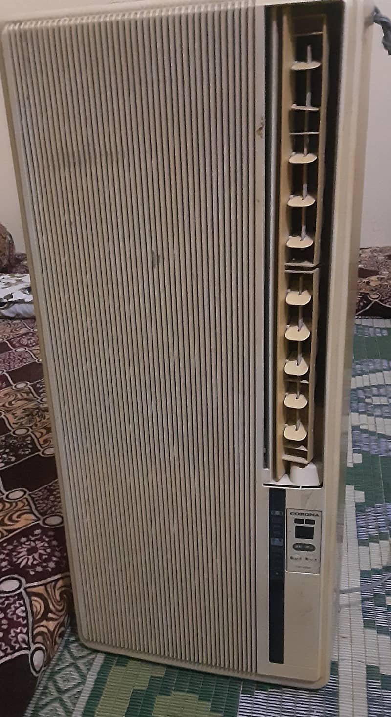 window AC 1