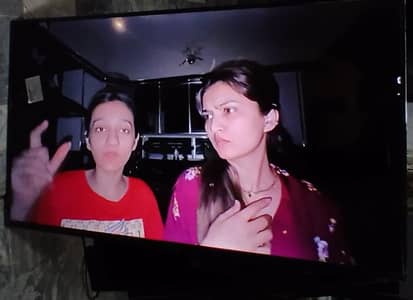 TCL LED TV P618