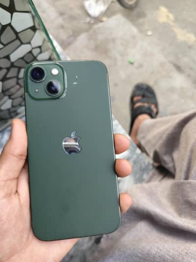Apple iPhone 13