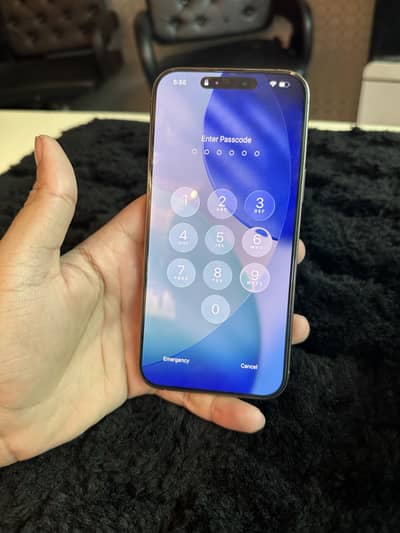 Apple iPhone 16 Pro Max