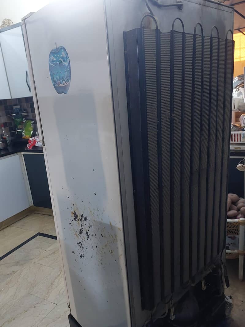 Refrigerator 5