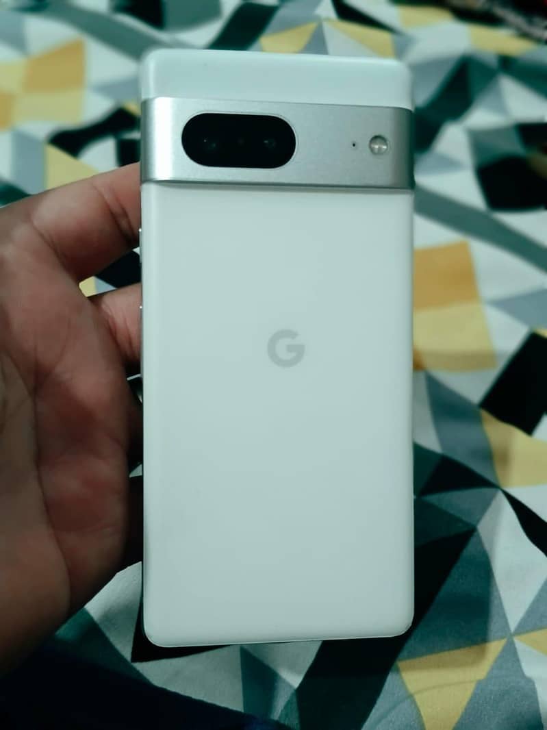 Google Pixel 7 5
