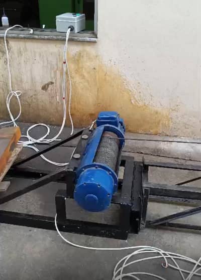 cargo lift