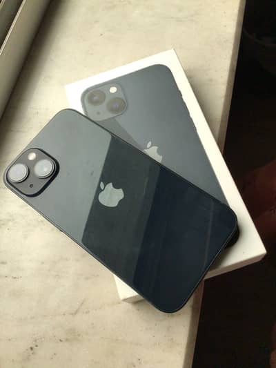 Apple iPhone 13