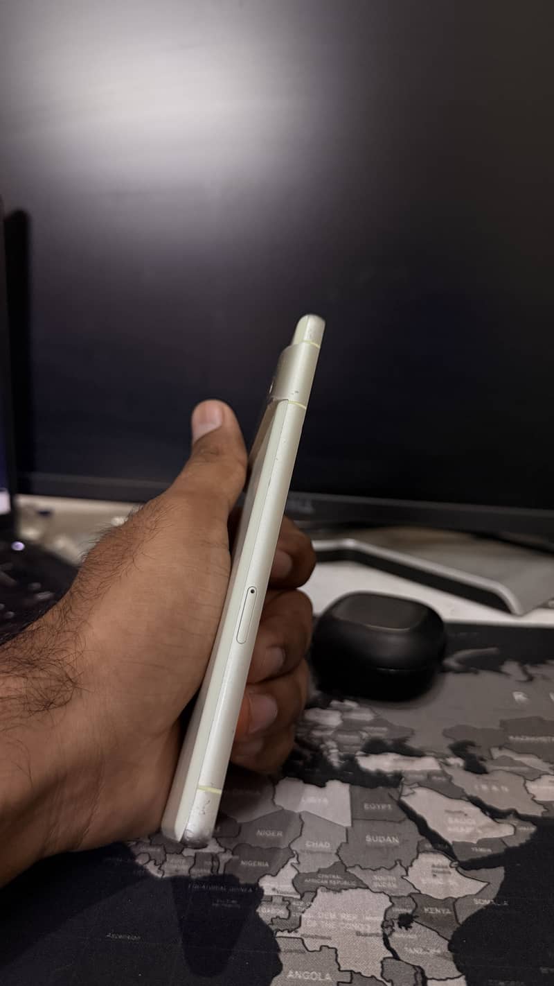 Google Pixel 7 3