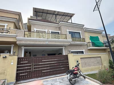 10 Marla House For Sale In Bahria Enclave Islamabad