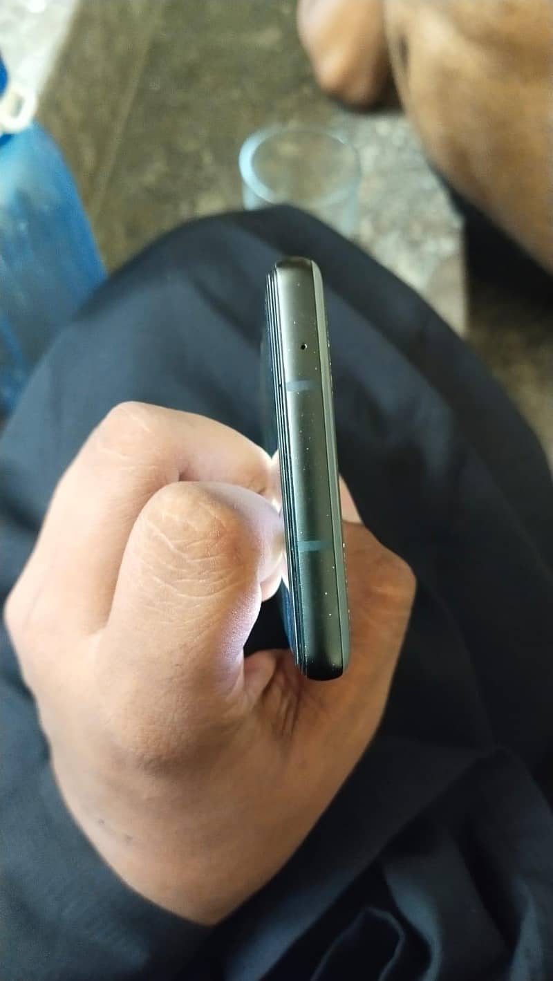 Google Pixel 6a 3