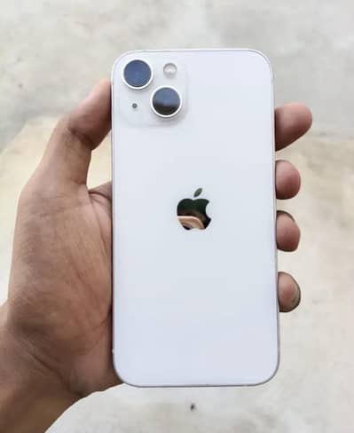 Apple iPhone 13