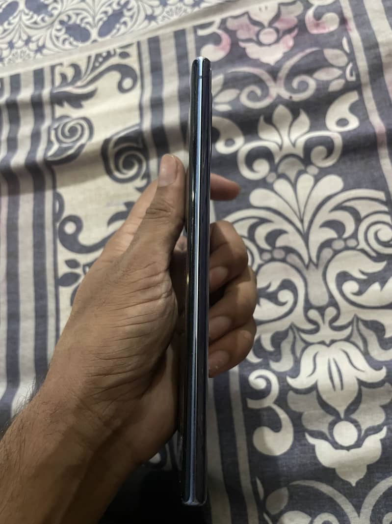 Samsung Note 10 plus 2