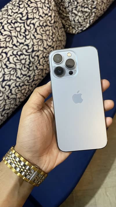 Apple iPhone 13 Pro
