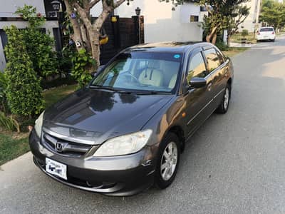 Honda Civic Oriel sunroof 2004 perfect family use car