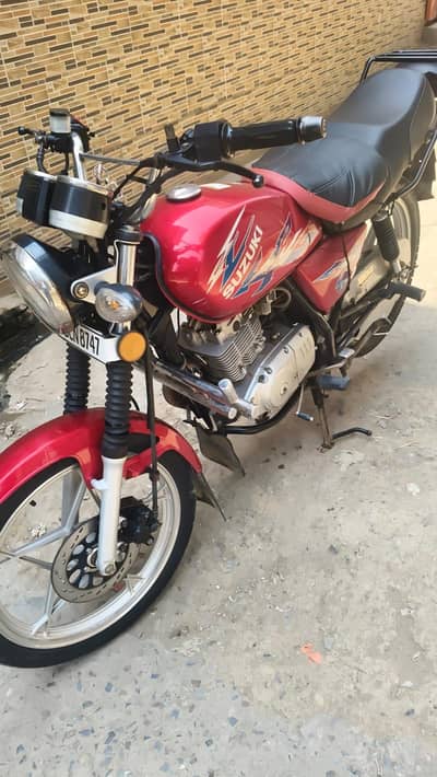 Suzuki Gs 150