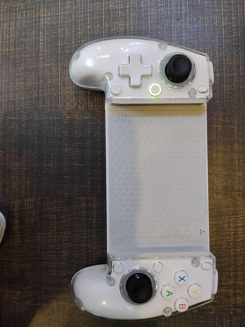 Bluetooth Wireless Controller for phone 11