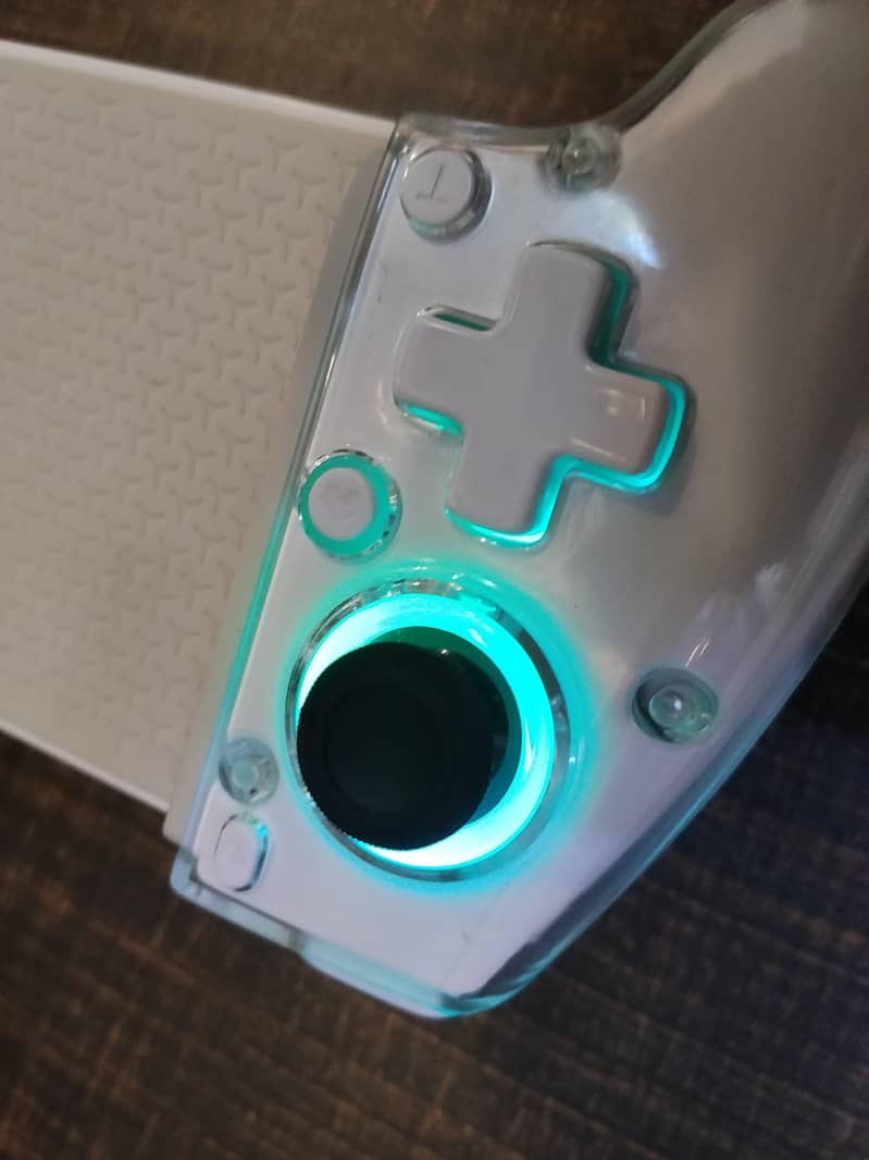 Bluetooth Wireless Controller for phone 13