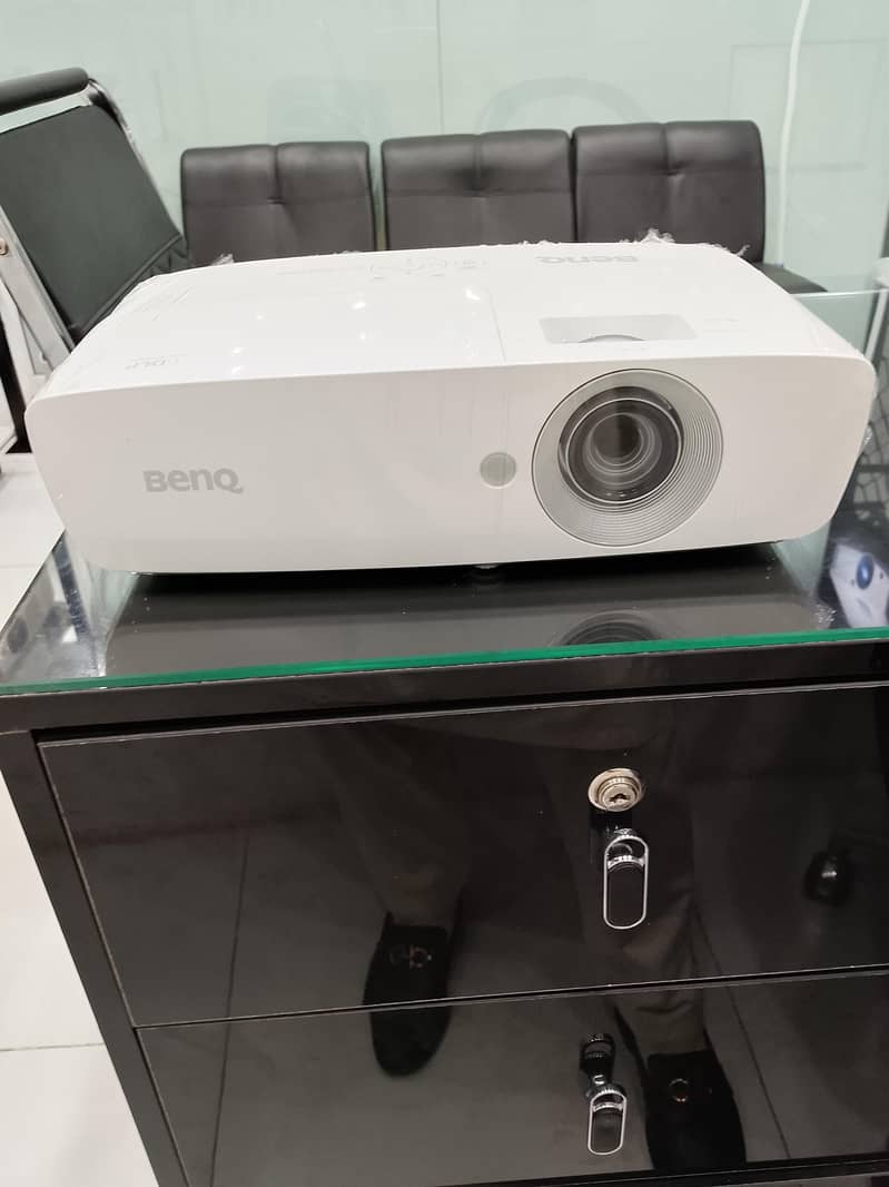 Multimedia Projectors 0