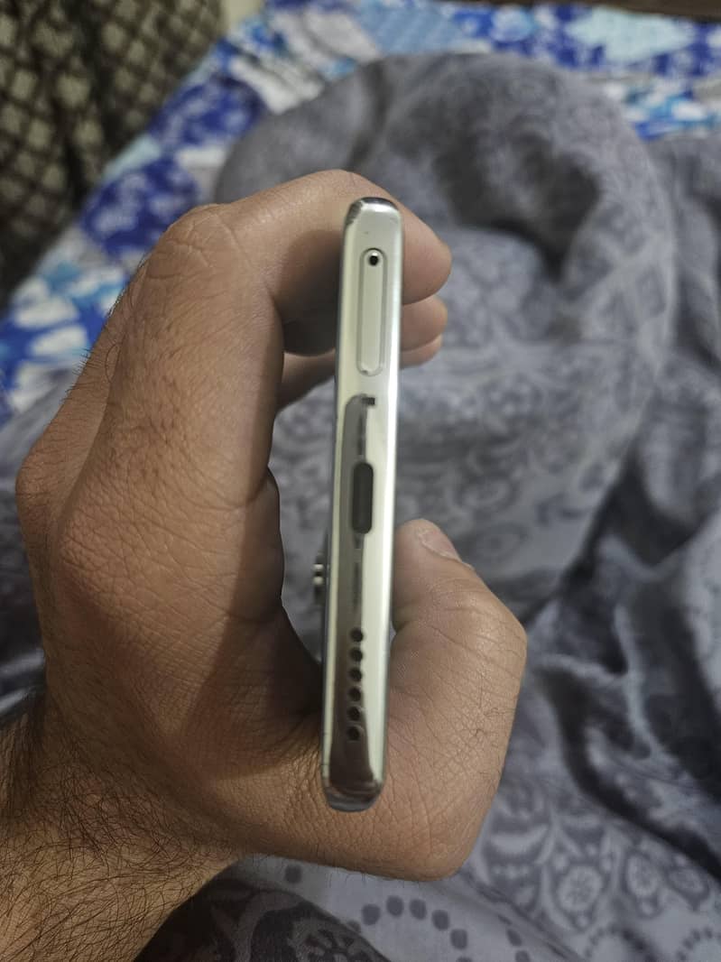Tecno CAMON 40 Pro 2