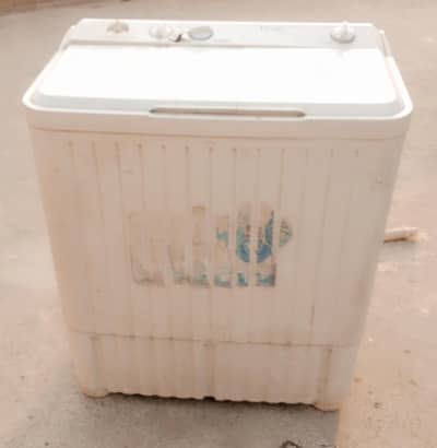 Haier Washer and Spinner Washing machine
