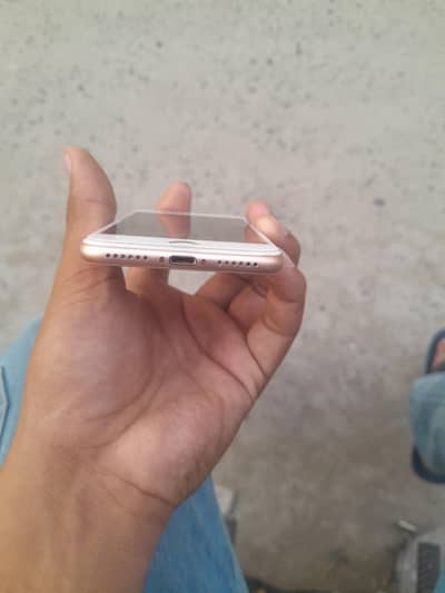 Apple iPhone 8
