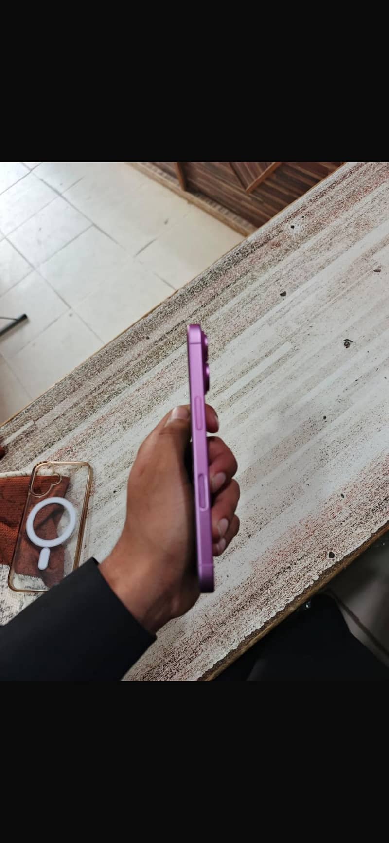 Apple iPhone 16 1
