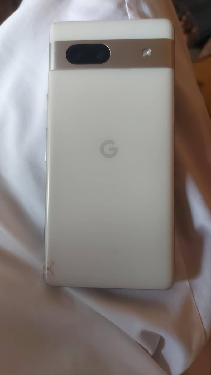 Google Pixel 7a 2