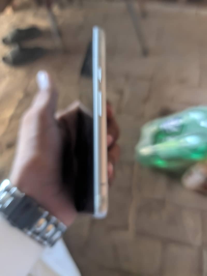 Google Pixel 7a 3