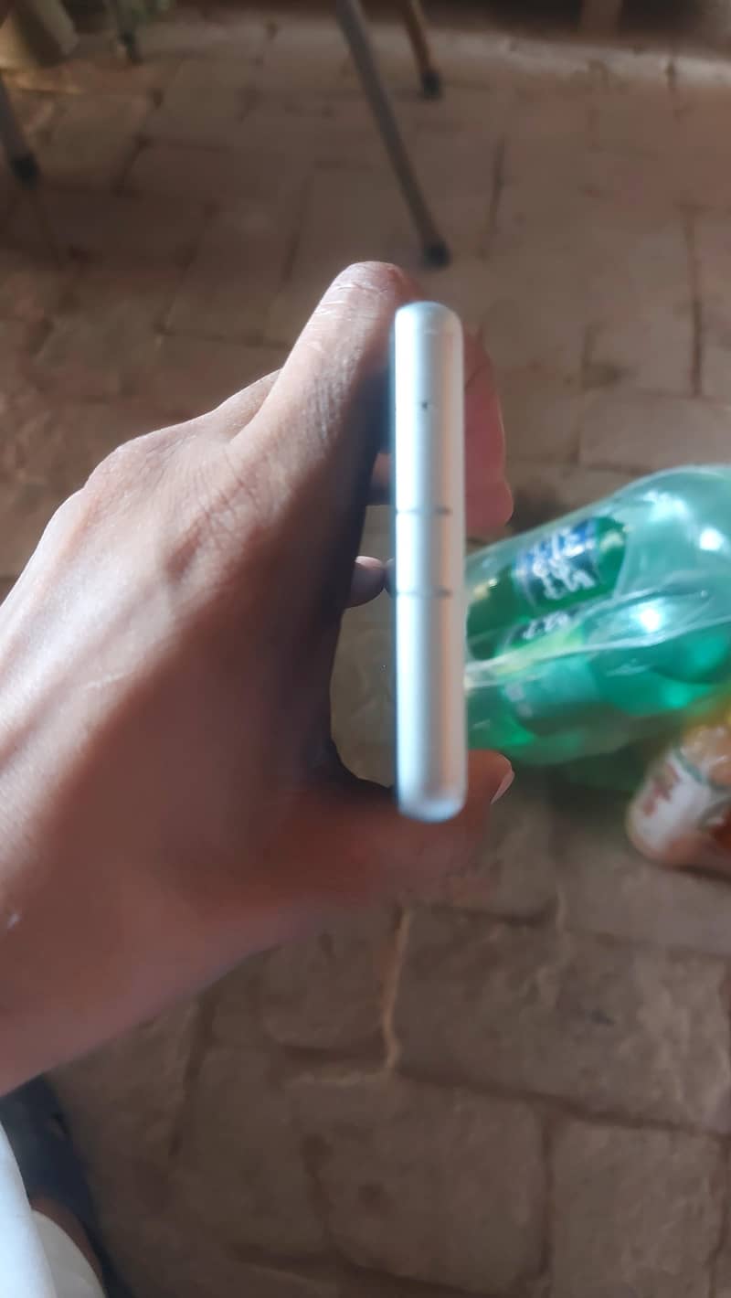 Google Pixel 7a 8