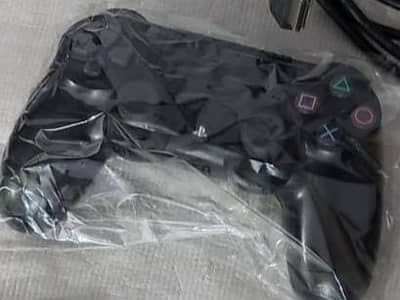 Orginal ps4 controller for sale urgent