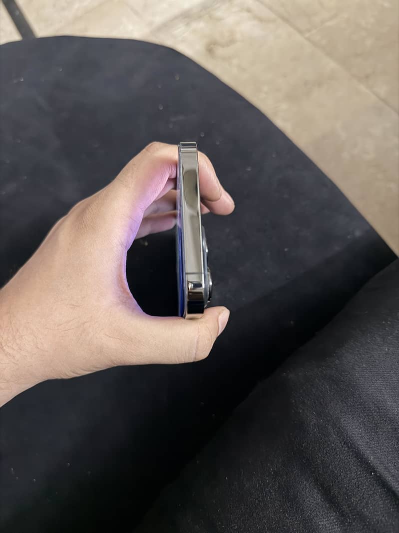 Iphone 13 pro max 1