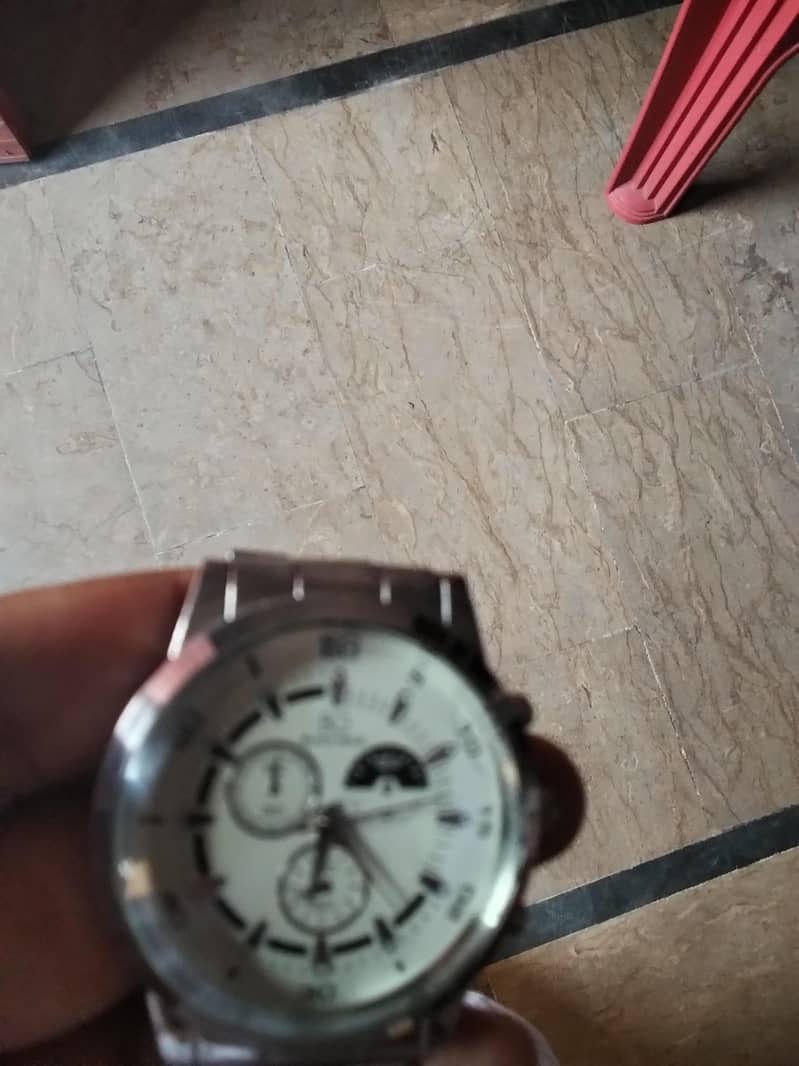 watch 1