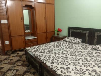 3 BEDROOMS WITH 2 BATH AVAILABLE FOR RENT IN MEHRAN BLOCK ALLAMA IQBAL TOWN