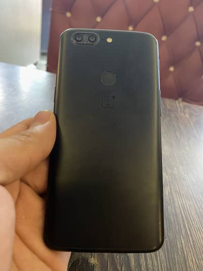 One Plus 5T