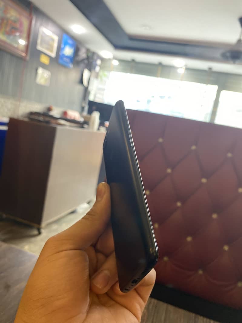 One Plus 5T 1