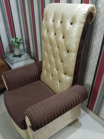 Sofa with long back