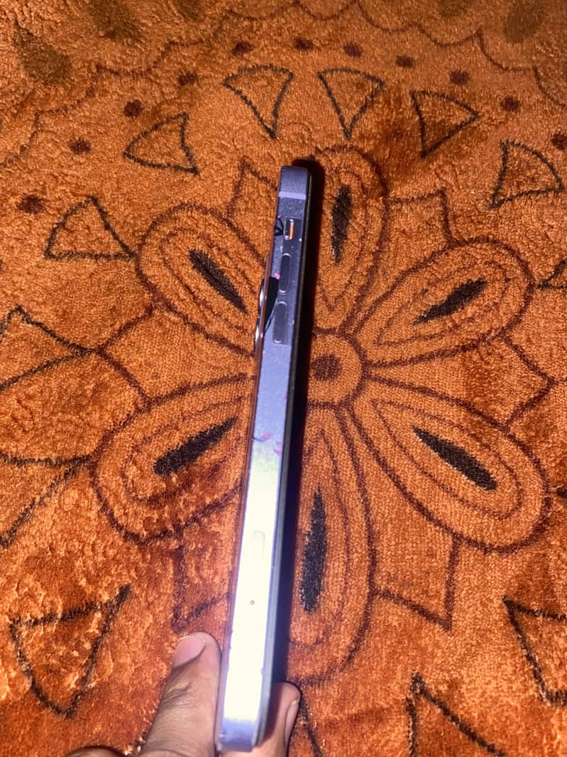 iPhone 12 simpe 1