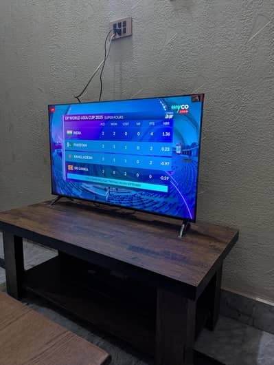 Tcl led 43"