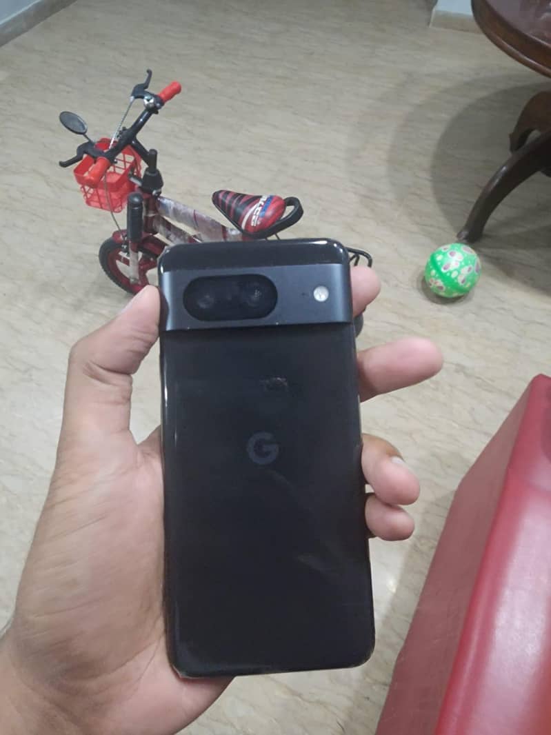 Google Pixel 8 1